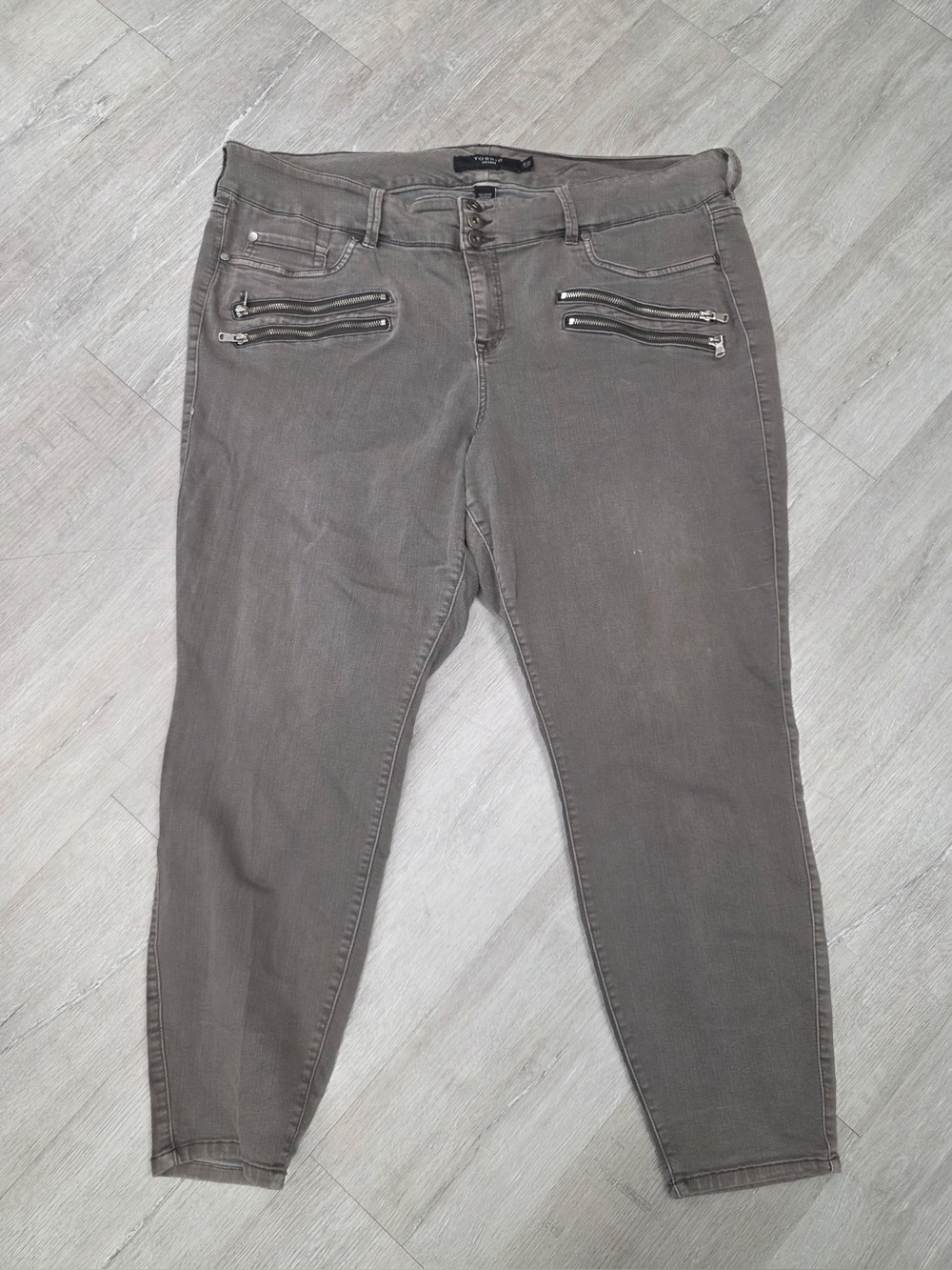 torrid Olive Gray Jeggings with Zip Pocket Detail